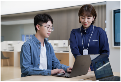 華為全球首家新模式客戶服務(wù)中心開業(yè) 維修、體驗與休閑的完美融合